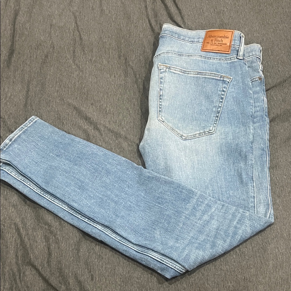 Abercrombie & Fitch Men's Skinny Jeans in Light Blue
